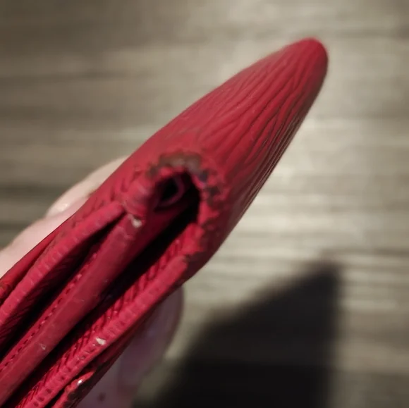 Louis Vuitton Red Epi Leather Elise Wallet - Picture 3 of 15